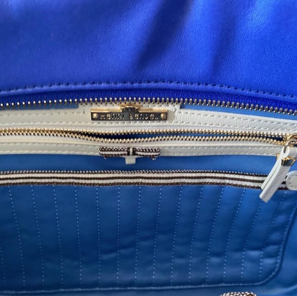 Henri Bendel Purse - Picture 4 of 8